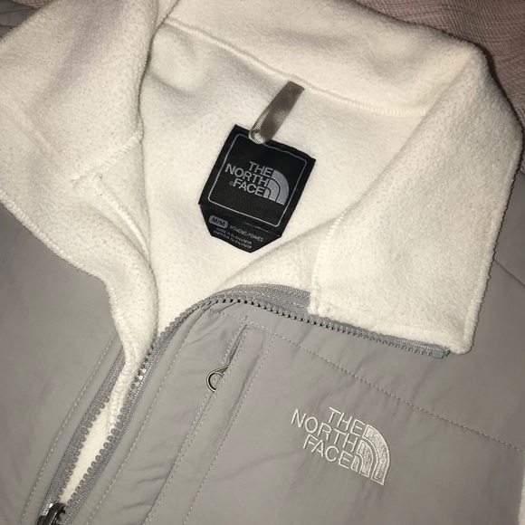 North Face Fleece Jacket - Picture 2 of 3